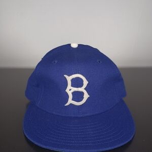 Vintage New Era Brooklyn Dodgers MLB Leather Sweatband Fitted Hat Size 6 7/8